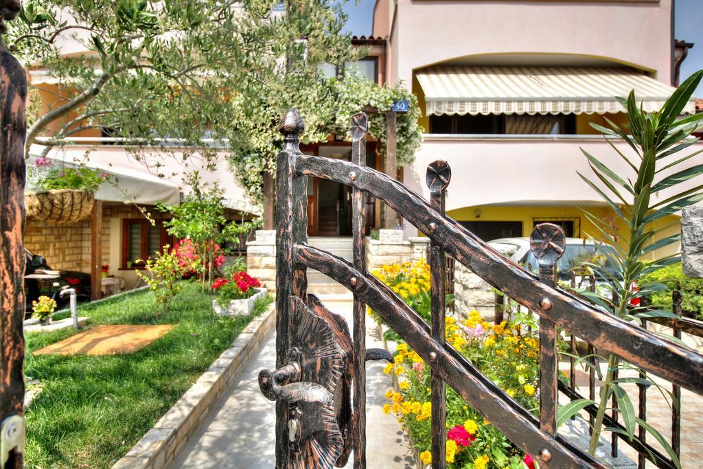 Apartment Roko Umag Zewnętrze zdjęcie