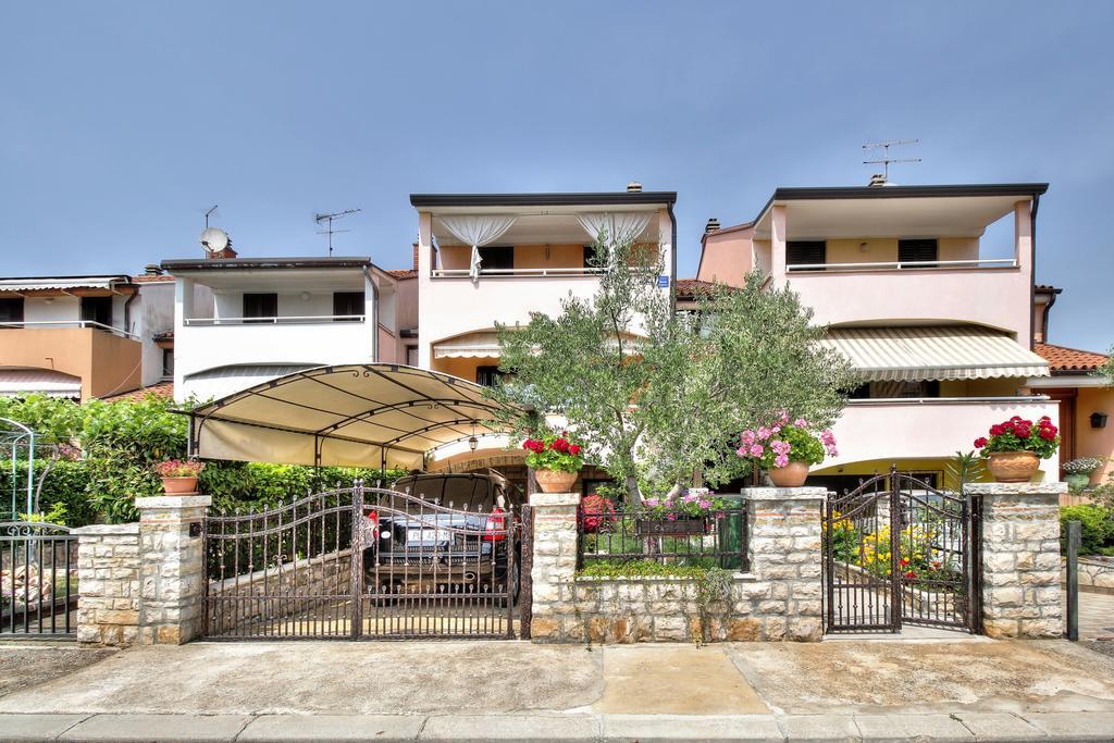 Apartment Roko Umag Zewnętrze zdjęcie